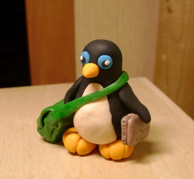 Поделки своими руками пластилин. Пингвин из пластилина с сумкой Поделки на праздники