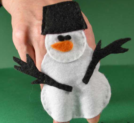 Поделки своими руками Зима. Пальчиковая кукла снеговик Сайт поделок