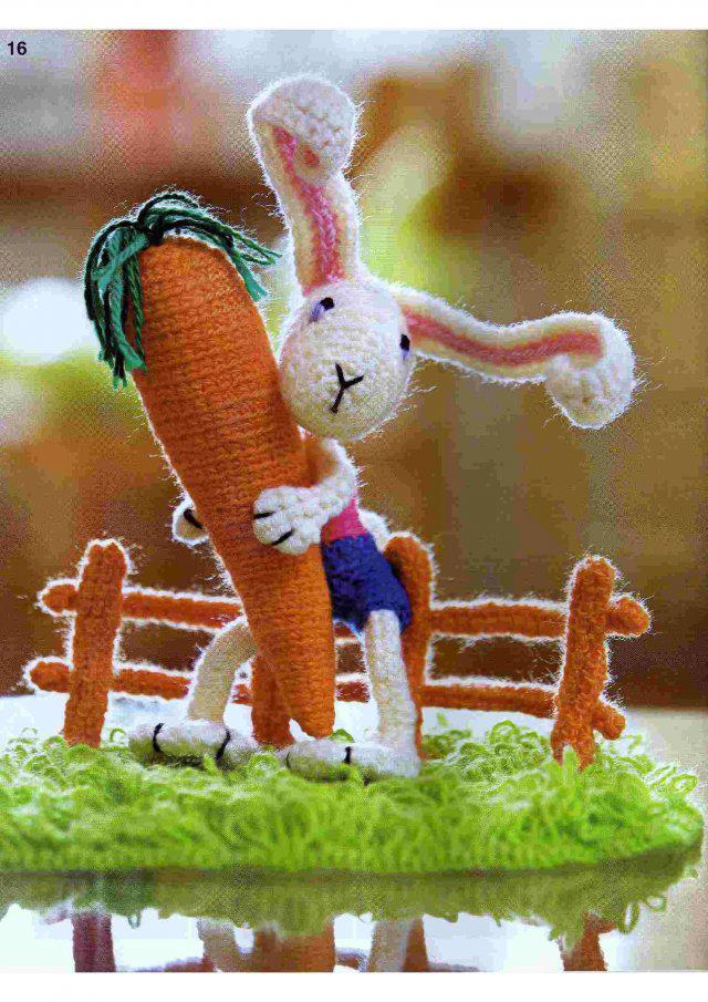 Поделки своими руками поделка заяц. Вязаный заяц  с морковкой Поделки на праздники
