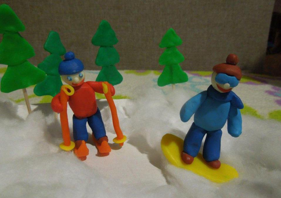 Поделки своими руками зима. Лыжники в лесу из пластилина сноубордист и лыжник Поделки для детского сада